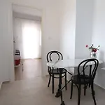 Jolie Daire Vodice