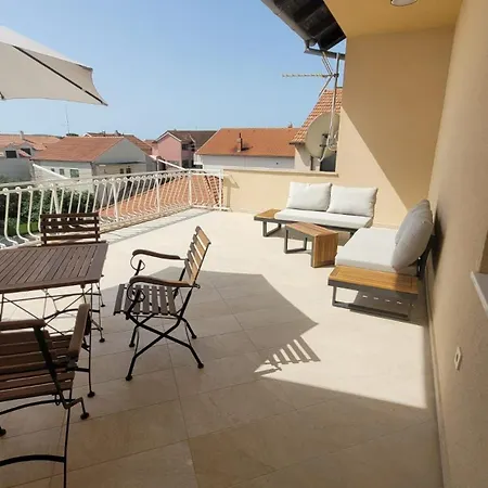 Apartament Jolie
